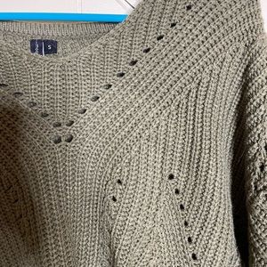 Cute army green sweater